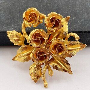 VINTAGE Gold tone rose and pine cone brooch - c. 1950s 1960s costume jewelry pin